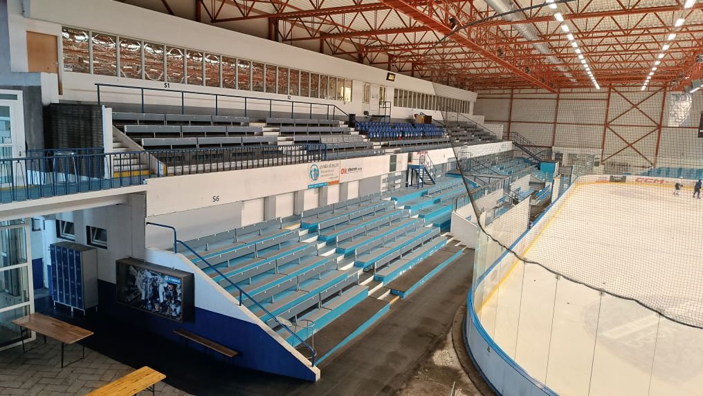 Po stopách našich předků : Zimní stadion Kolín